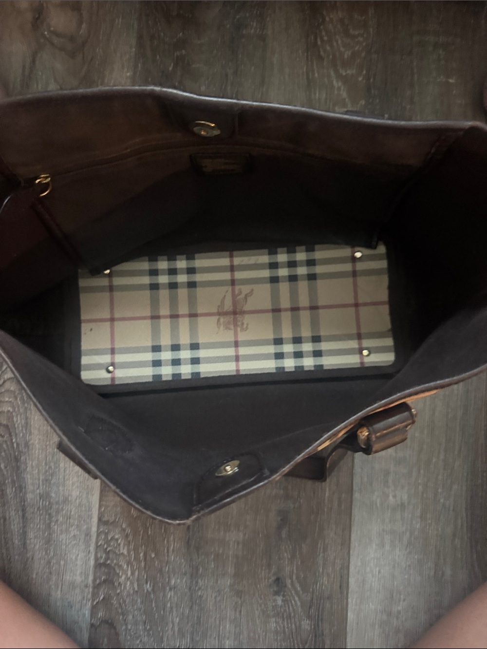 Burberry Beige Nova Check Tote with Dark Brown Handles - Picture 2 of 8